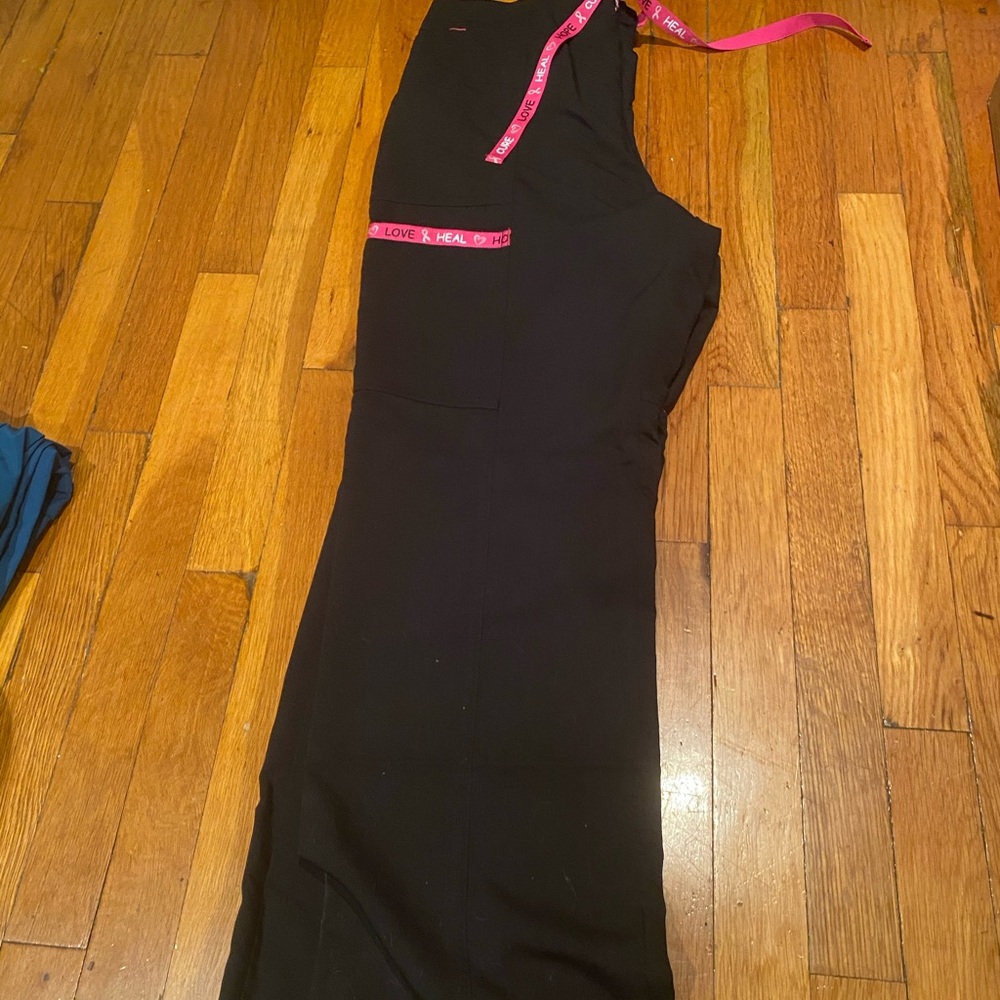 Black scrub pants
